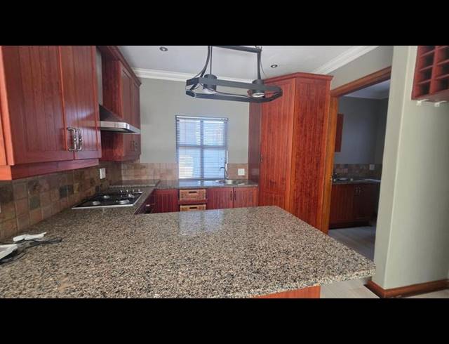 3 BEDROOM PROPERTY TO RENT IN MIDSTREAM ESTATE